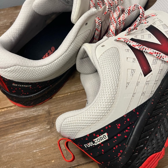 New Balance Revlite Fuel Core. Red, beige, black, red sole - Picture 2 of 7